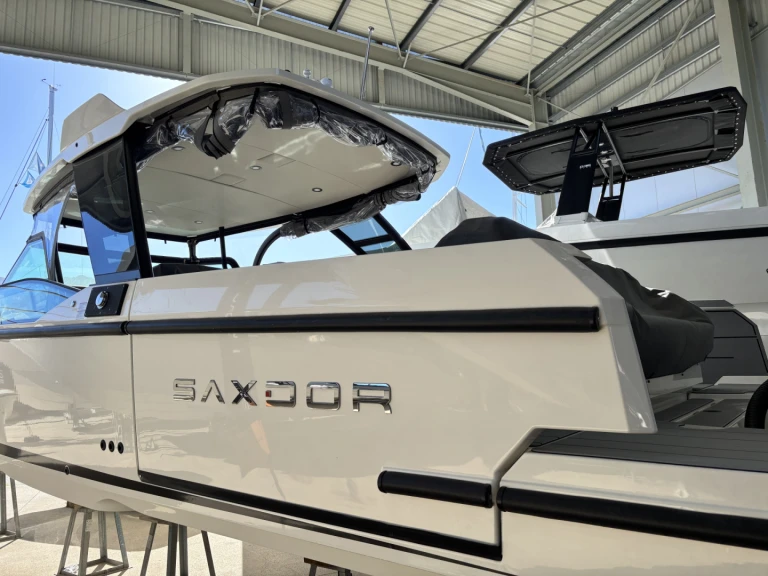 Pronájem Motorová loď Saxdor s licencí