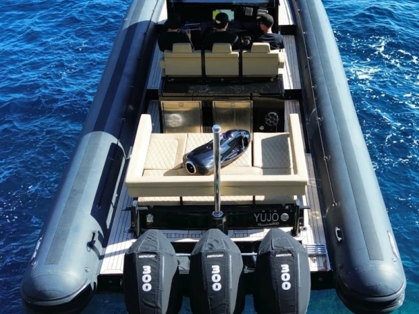 Pronájem lodi Sea Water Phantom 400 v Hyeres na Samboatu