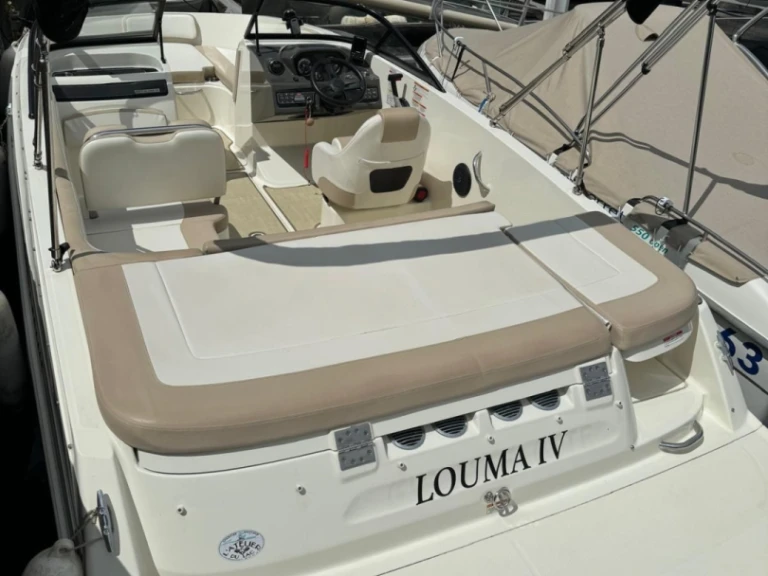 Pronájem Motorová loď v Le Bourget-du-Lac -Bayliner BAYLINER VR5
