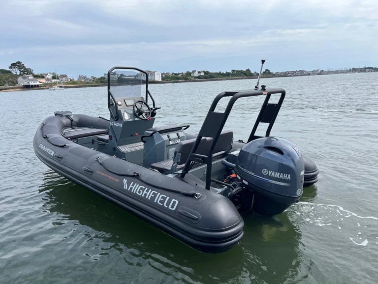 Pronájem Polotuhá loď Highfield s licencí