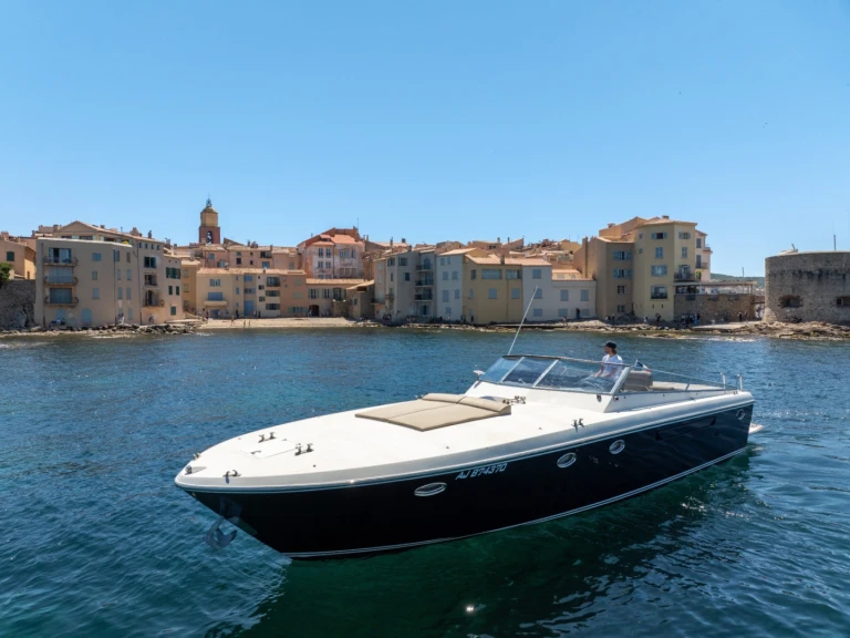 Pronájem lodi Itama ITAMA 42 v Saint-Tropez na Samboatu