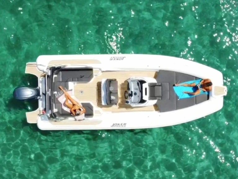 Pronajmout Polotuhá loď se skipperem či ne Joker Boat v Le Lavandou