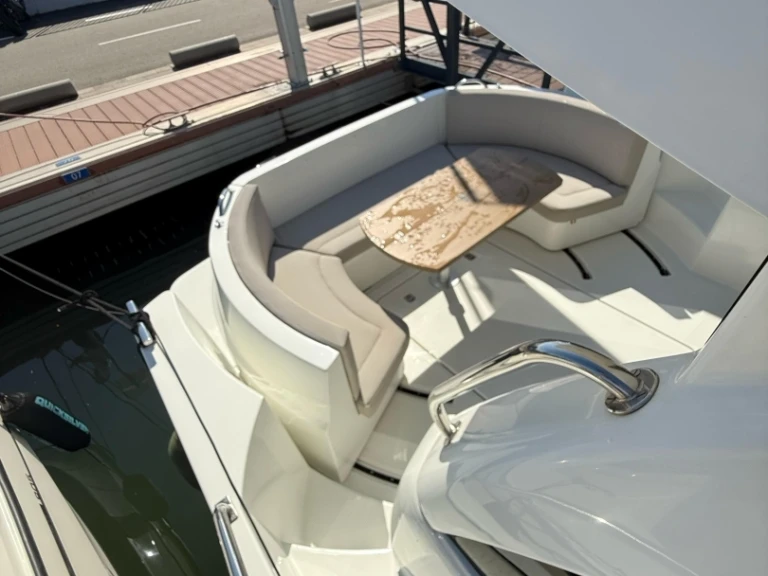 Rodman spirit 31 Open jednotlivci a charterové společnosti v Cambrils