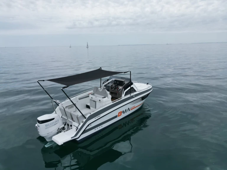 Motorová loď k pronájmu v La Trinité-sur-Mer za nejlepší cenu