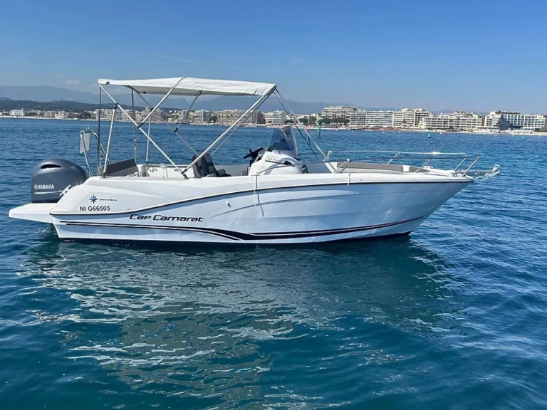 Pronajmout si Jeanneau CAP CAMARAT 6,5 CC Style v Antibes
