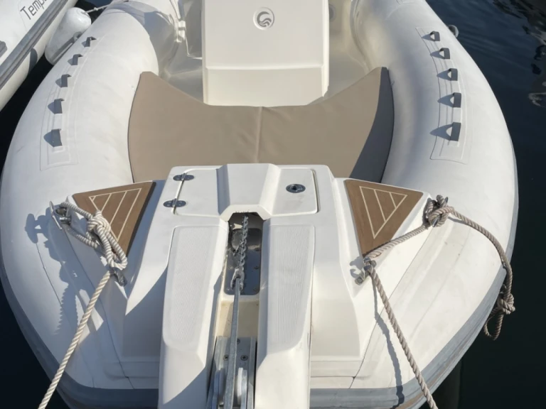 Pronájem lodi Capelli Tempest 775 v Port de Saint-Cyprien Méditerranée na Samboatu