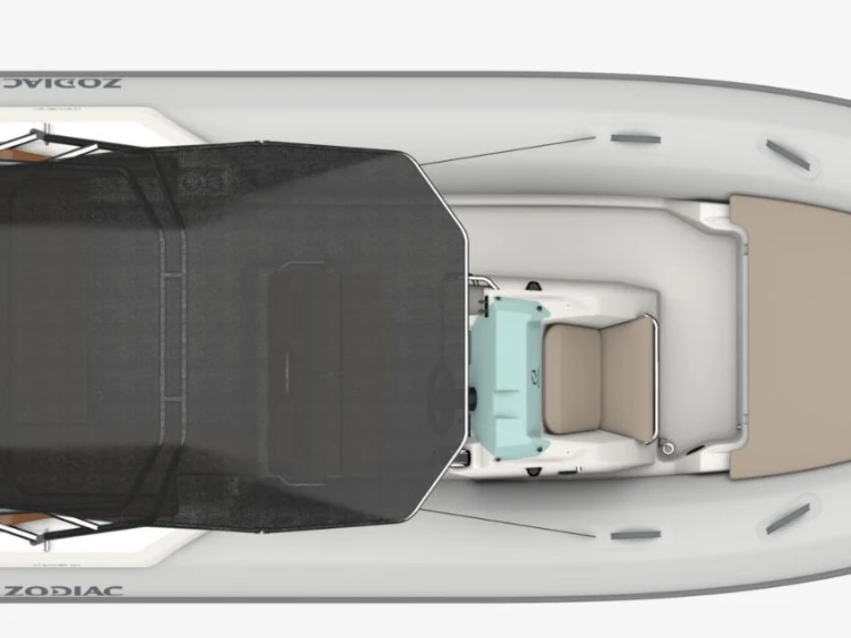 Pronajmout si Zodiac ZODIAC MEDLINE 6.8 v Propriano