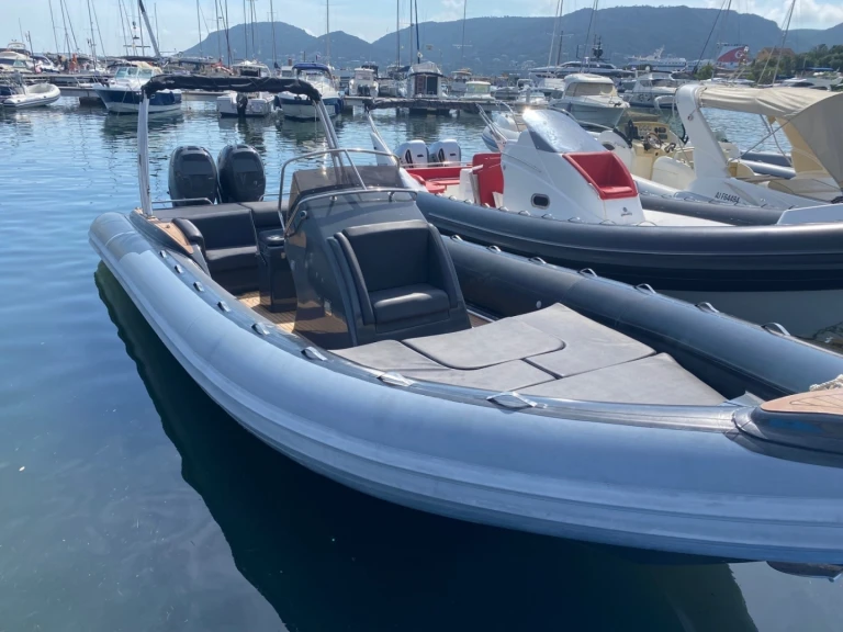 Pronájem lodi Porto-Vecchio lákavé ceny 900