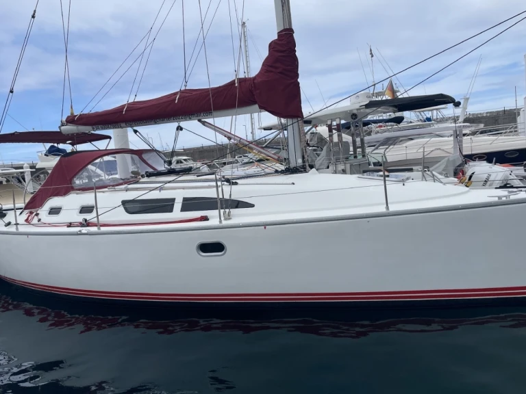 Pronájem lodi Jeanneau Sun Fast 37 v San Miguel De Abona na Samboatu