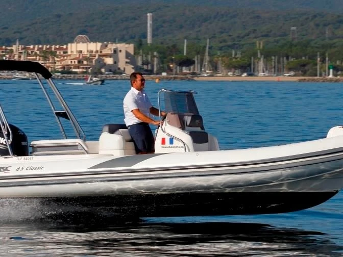 Pronajmout si Bsc 65 Classic v Cogolin