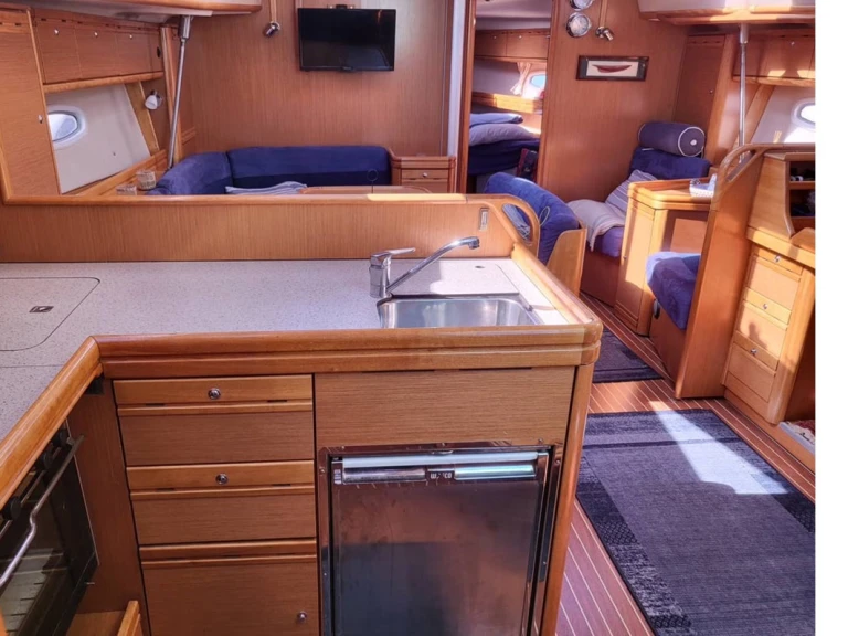 Plachetnice k pronájmu v Hjellestad za nejlepší cenu