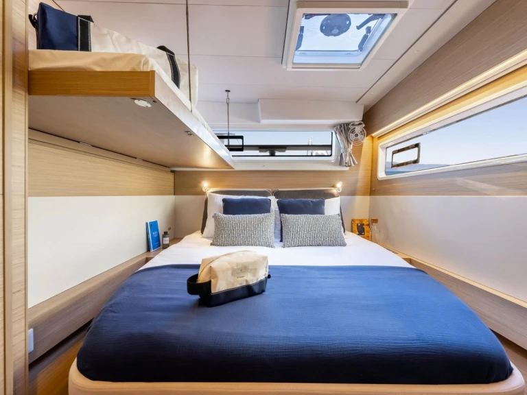 Pronájem jachty v Salerno -Lagoon Lagoon 43 na Samboatu