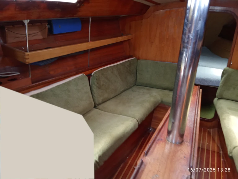 Pronájem Plachetnice Jeanneau s licencí