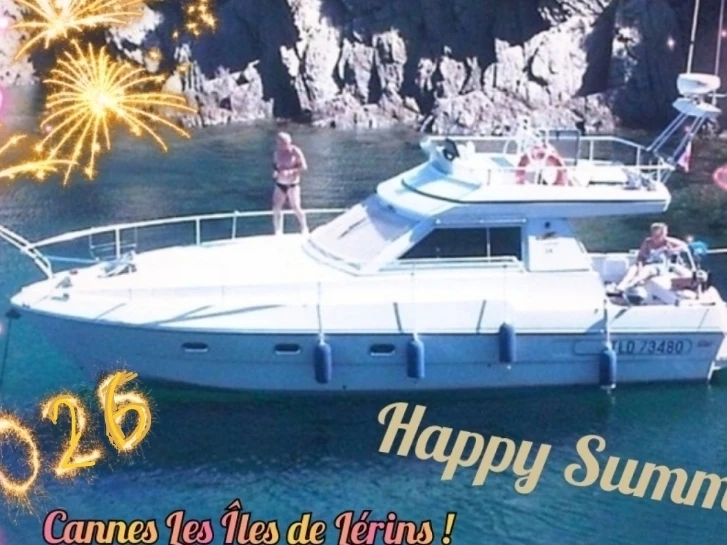 Pronájem jachty v Cannes -Ferretti 34 na Samboatu