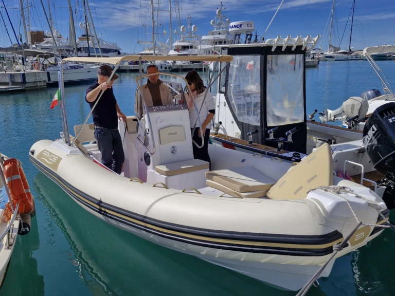 Pronájem lodi Arkos 21 v Sanremo na Samboatu