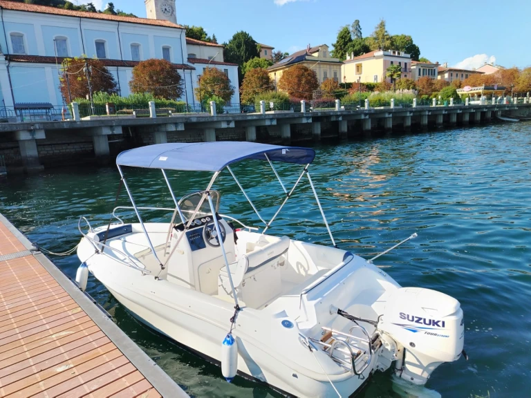 Pronájem lodi Orizzonti Chios 170 v Leggiuno na Samboatu