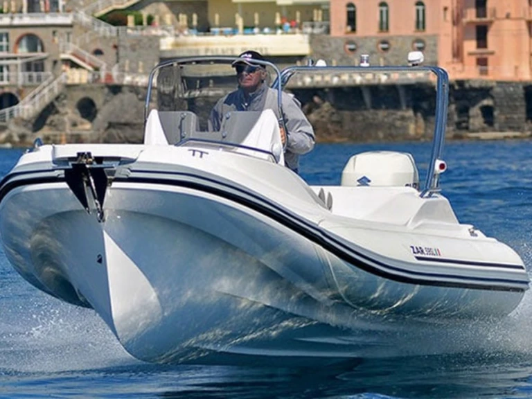 Zar ZAR 59 SL jednotlivci a charterové společnosti v Sant Antoni de Portmany