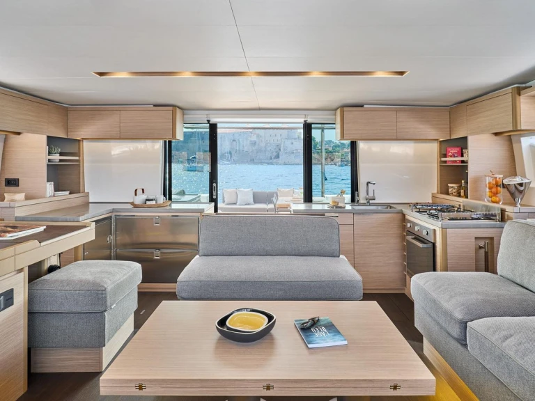 Katamarán k pronájmu v Lefkáda za nejlepší cenu