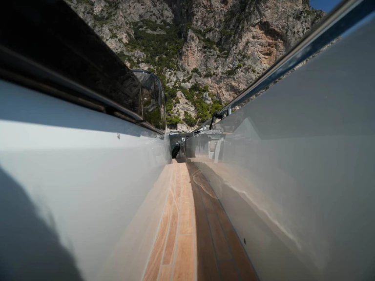 Pronájem lodi Sacs Rebel 47 Open v Torre Annunziata na Samboatu