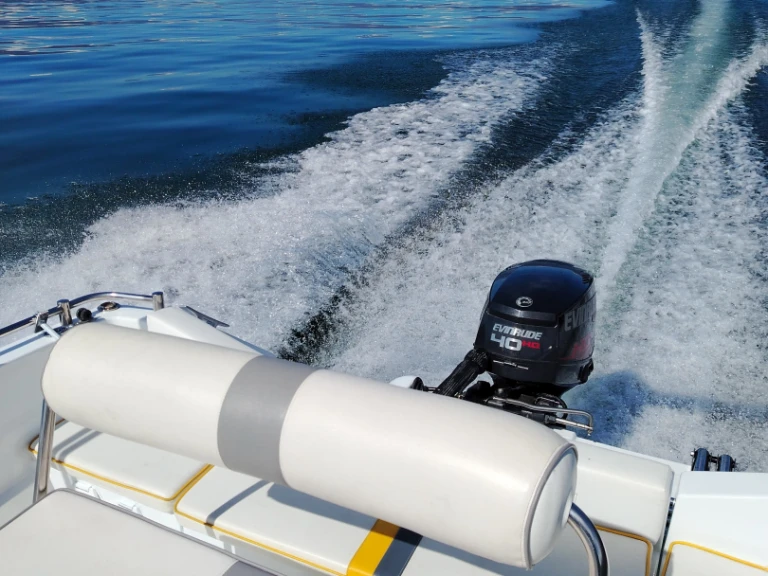 gio mare Gio 160 jednotlivci a charterové společnosti v Leggiuno