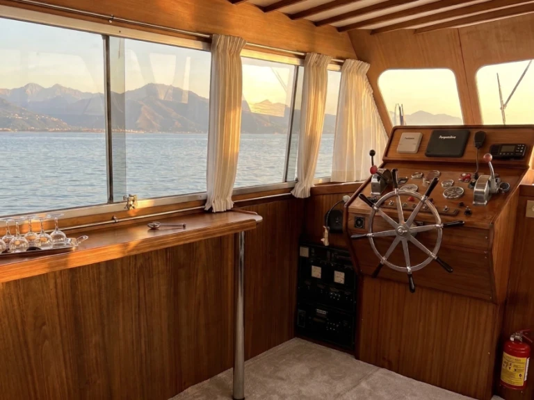 Pronájem jachty v La Spezia -Alalunga 15 fly na Samboatu