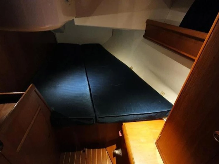 Pronájem lodi Jeanneau Sun Odyssey 42.2 v Ajaccio na Samboatu