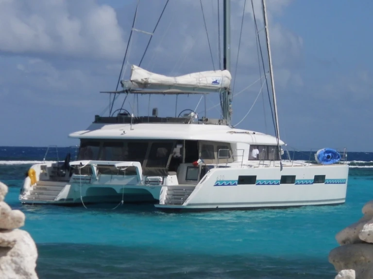 Pronájem lodi Lagoon Lagoon 620 v Eden Island na Samboatu
