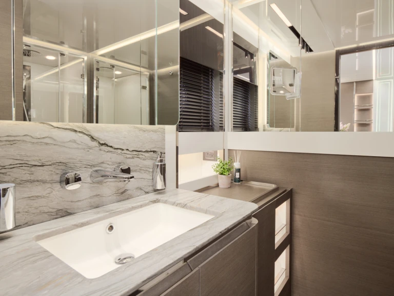 Pronájem Jachta v Rogoznica -Azimut Azimut S8