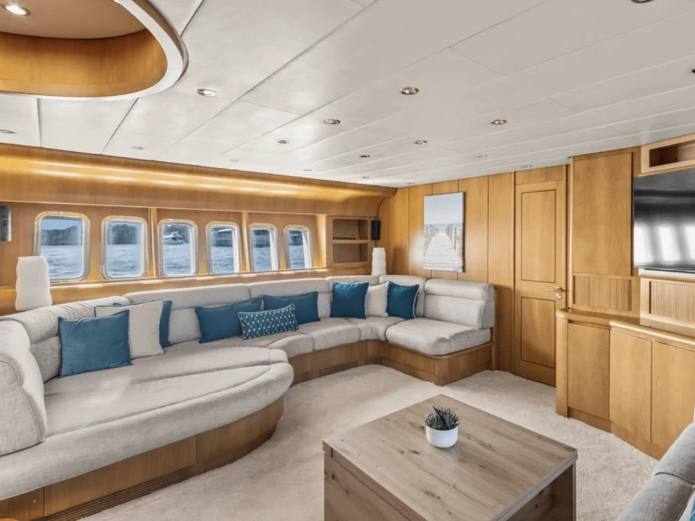 Jachta k pronájmu v Port Grimaud za nejlepší cenu