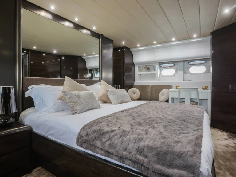 Pronájem lodi  Arno Leopard 27 (4 cab) v Cannes na Samboatu