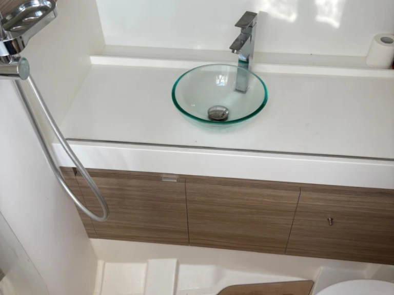 Pronájem Jachta Saxdor s licencí