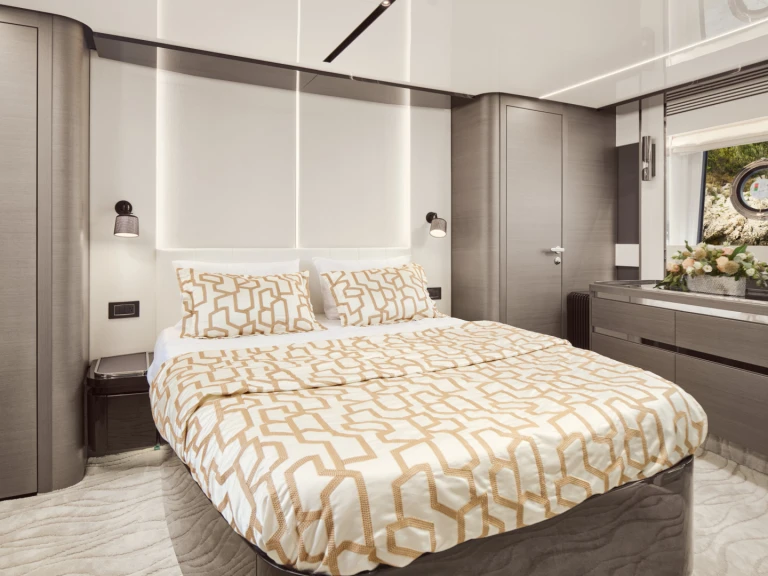 Pronajmout si Azimut Azimut S8 v Rogoznica