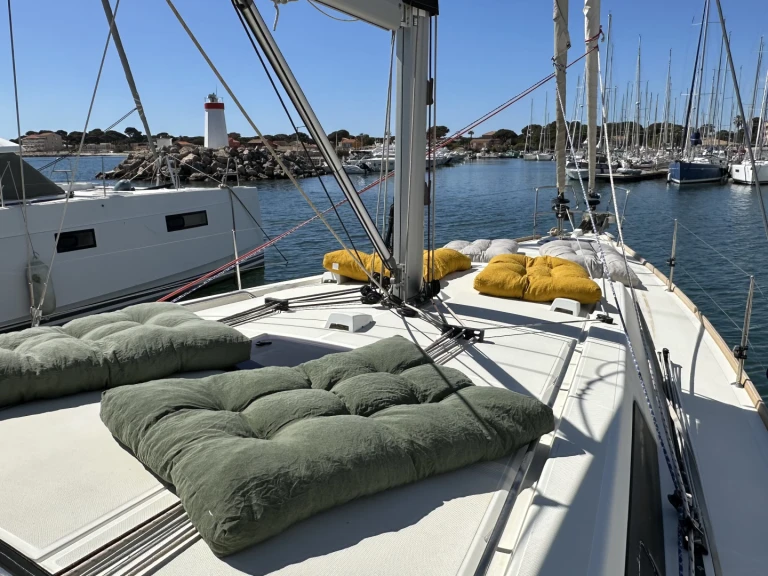 Pronájem Plachetnice Bénéteau s licencí