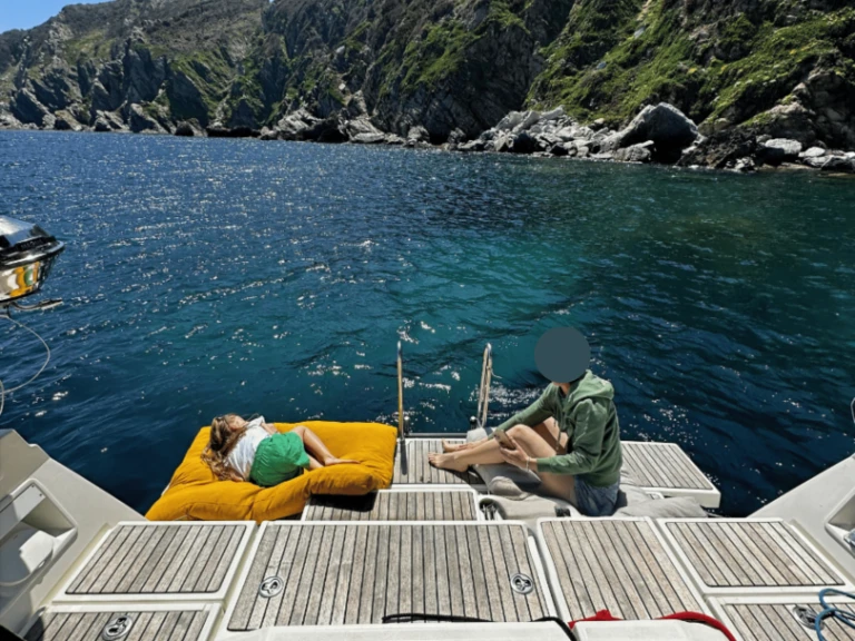 Pronájem lodi Bénéteau Oceanis 45 v Port de Hyères (St Pierre) na Samboatu