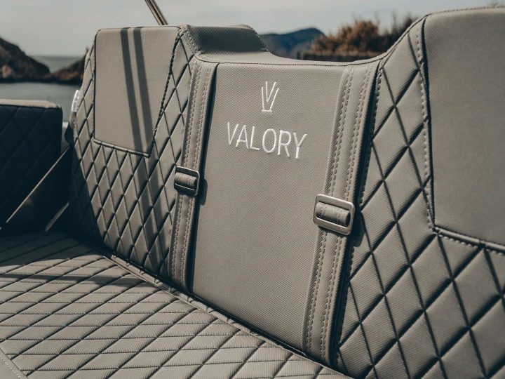 Pronájem Motorová loď Valory s licencí