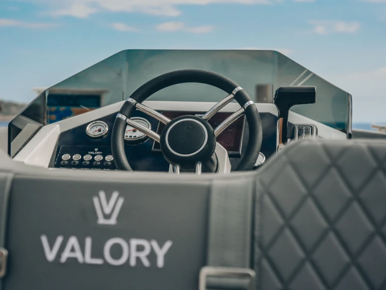 Motorová loď k pronájmu v Palma de Mallorca za nejlepší cenu