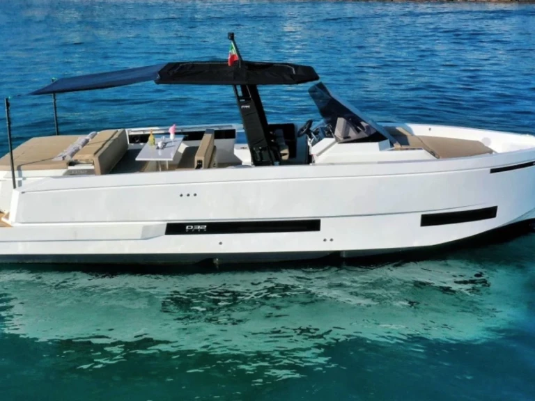 Pronájem Motorová loď v Marina Botafoch -De Antonio D32