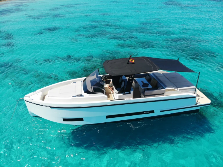 Pronájem lodi De Antonio d36 v Marina Botafoch na Samboatu