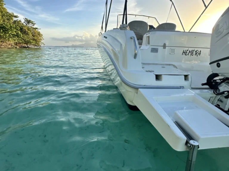 Pronájem lodi Le Gosier lákavé ceny Pacific Craft 670 Open