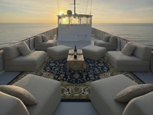 Le Boat Grand Classique jednotlivci a charterové společnosti v Ibiza Town