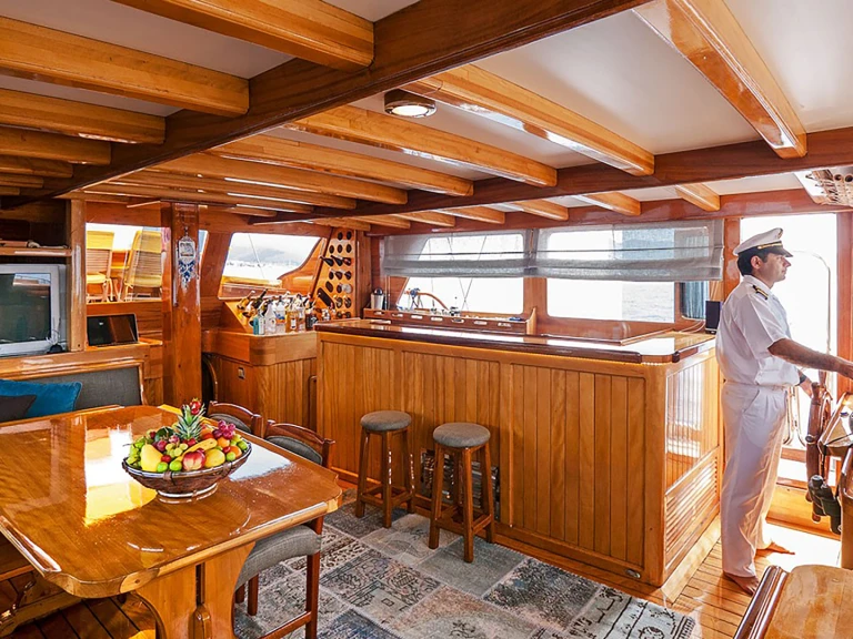 Pronajmout si Custom Gulet-Motor Sailor Nikola v Bodrum