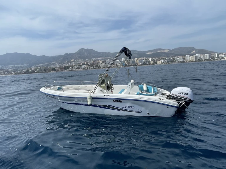 Pronájem jachty v Estepona -Rainieri Azzurra 500 na Samboatu