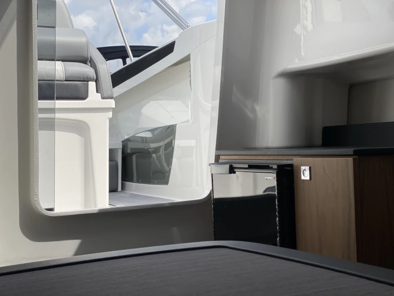 Pronájem jachty v Fleesensee -Karnic Karnic SL 702 na Samboatu