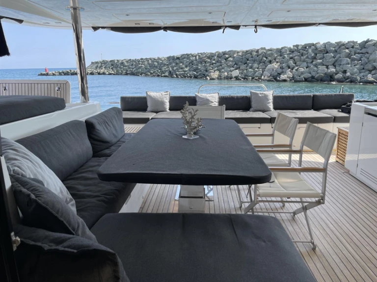 Pronájem lodi Lagoon Lagoon 630 Motor Yacht v Lavrio na Samboatu