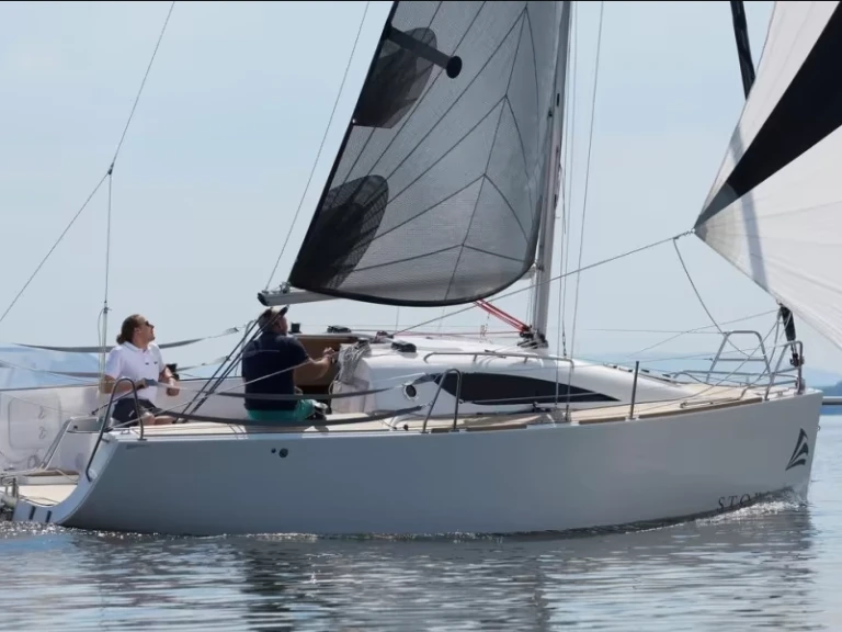 Pronájem lodi Sasanka Yacht Storm 26 Performance  v Cannes na Samboatu