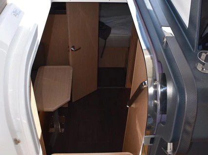 Pronájem lodi Bavaria Bavaria SR38 Hard Top v Trogir na Samboatu