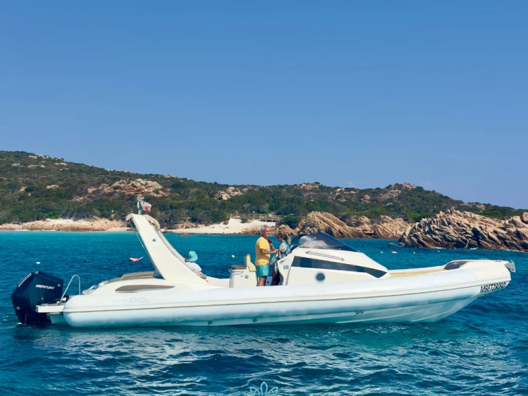Pronájem jachty v La Maddalena -Sea prop Premium Comfort 33' na Samboatu