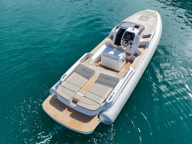 Noah 33 CABIN jednotlivci a charterové společnosti v Castellammare del Golfo