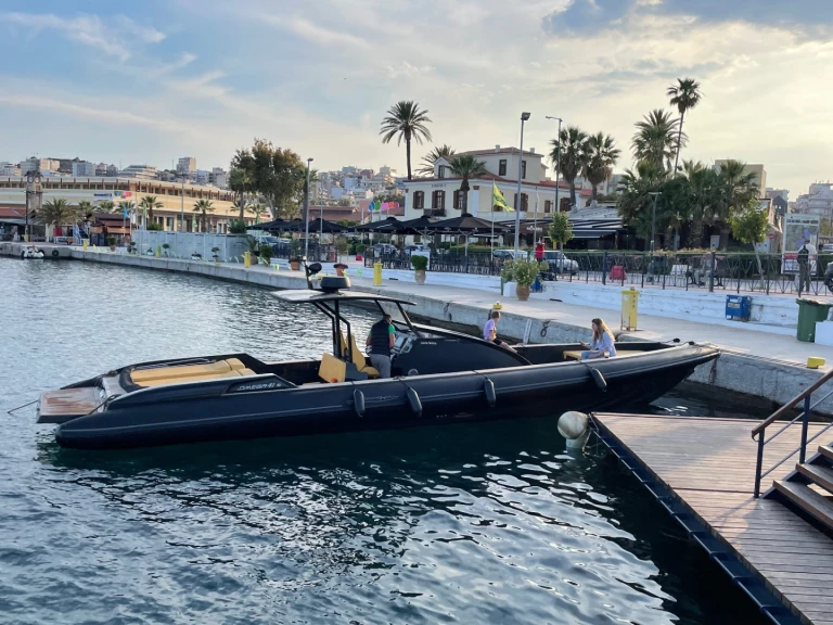 Pronájem jachty v Lavrio -Technohull Technohull Omega 41 na Samboatu