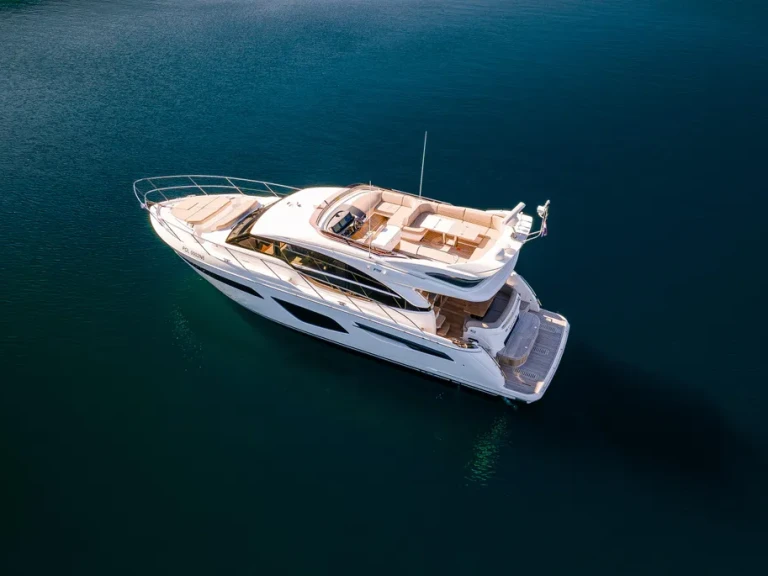 Princess 55F jednotlivci a charterové společnosti v Cannes